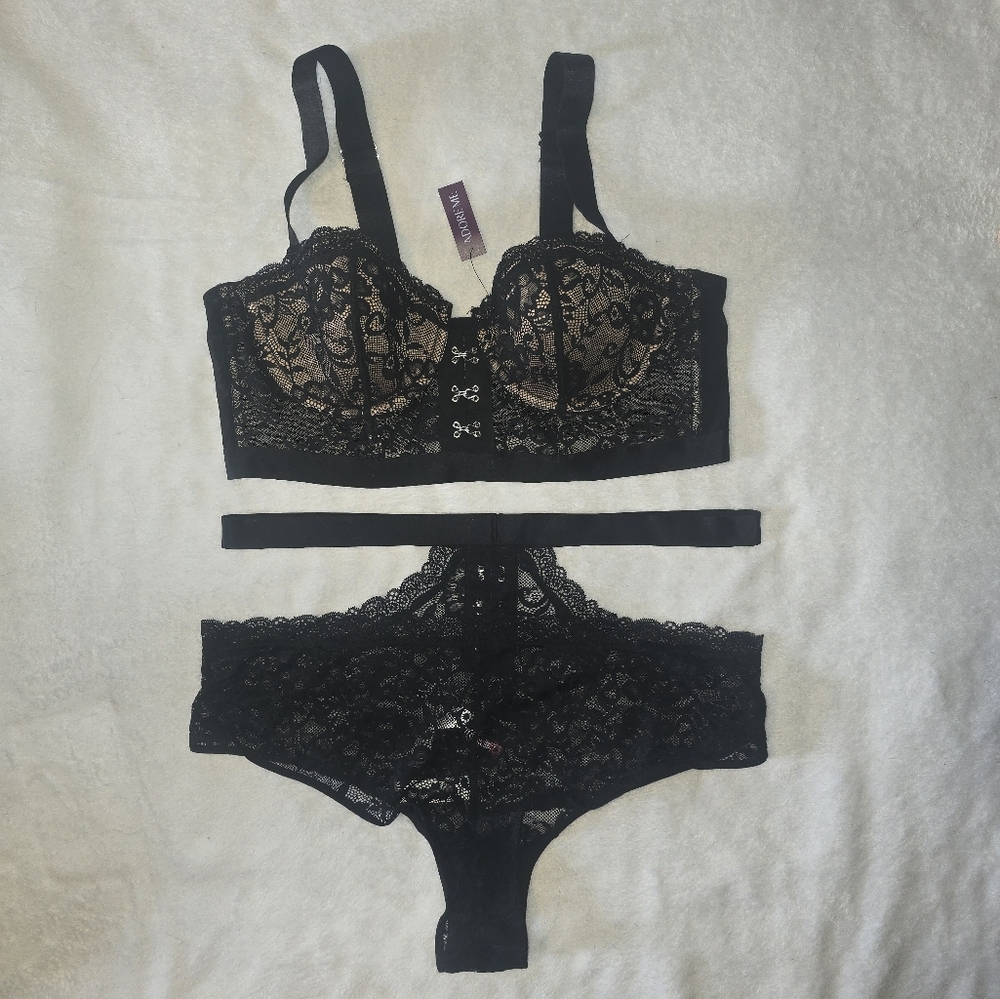 Adore Me Temperance Contour and Panties